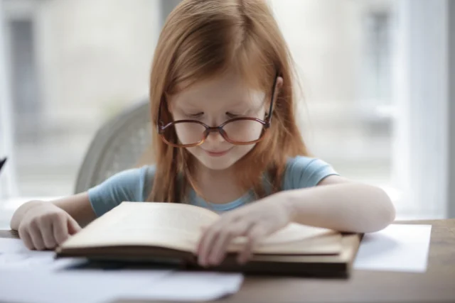 LA EDUCACIÓN EN UN MUNDO RELATIVISTA: EL VALOR DE LA PERSONA